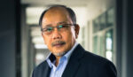 pusat bertauliah