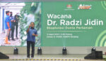 Menteri Kanan Pendidkan, Dr. Radzi Jidin menyampaikan hujahan beliau dalam program Wacana Bersama Semarakkan Tranformasi Pendidikan :Ekplorasi Dunia Pertanian sempena Pameran Pertanian, Hortikultur dan Agro Pelancongan Malaysia (MAHA) 2022 di Taman Ekspo Pertanian Malaysia Serdang (MAEPS) pada 11 Ogos 2022. Foto: MOHD NAIM AZIZ / EDISI 9