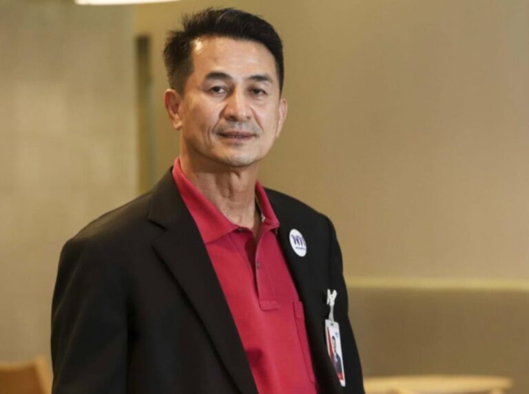 Ketua Parti Pheu Thai letak jawatan