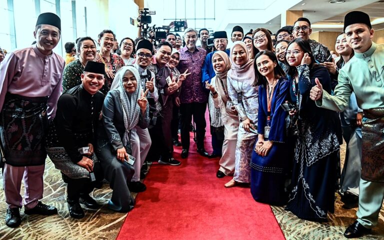 UMNO bukan parti ‘Malaya’ tapi perjuang seluruh rakyat – Zahid